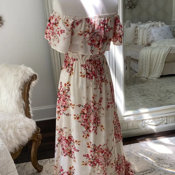 SugarLips Floral Maxi Dress - Picture 2 of 11